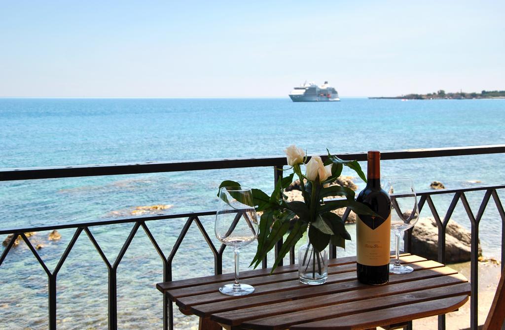 Taorminaxos Wonderful Seaview Appartement Giardini-Naxos Buitenkant foto