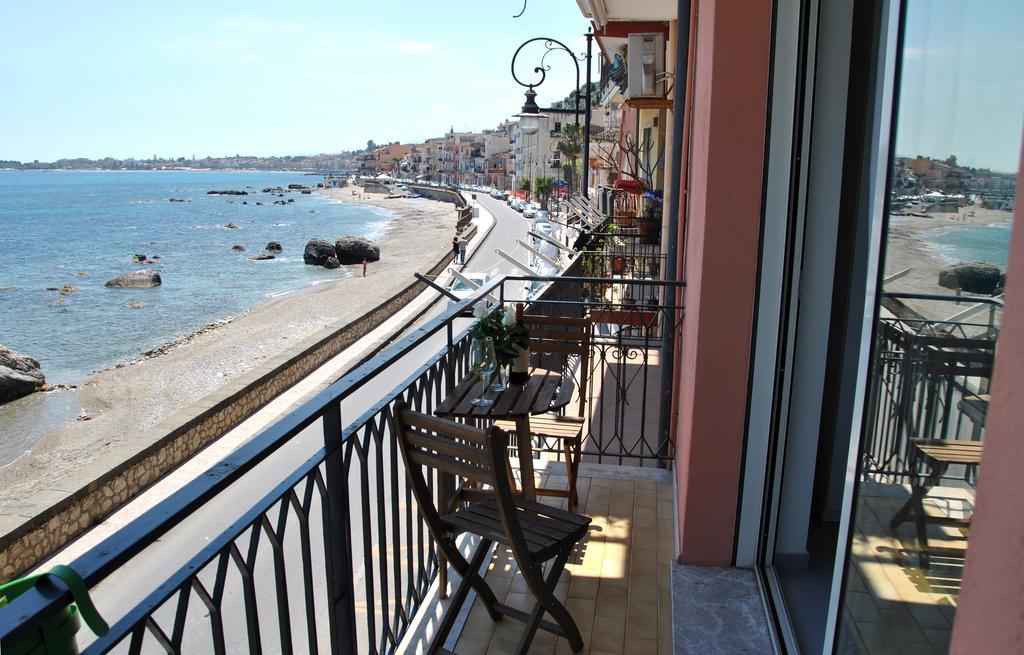 Taorminaxos Wonderful Seaview Appartement Giardini-Naxos Buitenkant foto